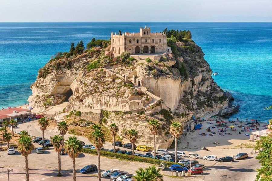 La Costa degli Dei, da Tropea a Capo Vaticano
